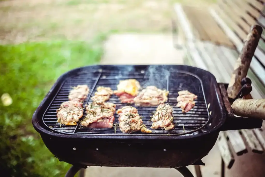 Outdoor grill